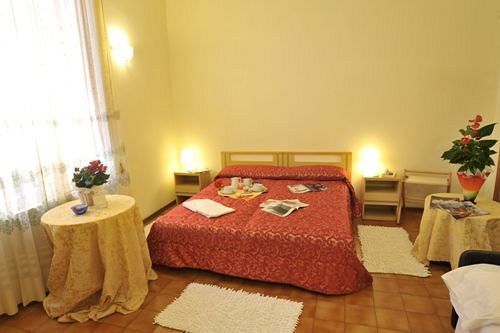 Hotel Delizia Genovese Montecatini Terme Exterior photo